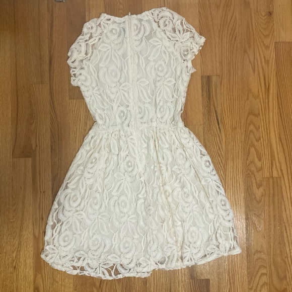 H&M Divided Off-White Dress with Lace - Size 4 US - Picture 2 of 7